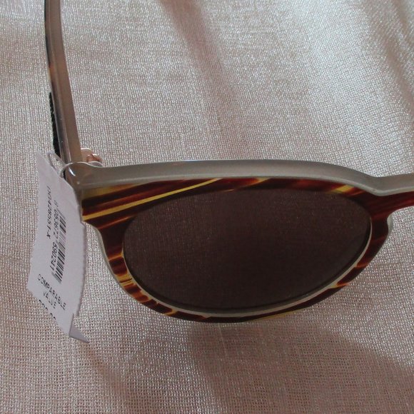 Dolce & Gabbana Sunglasses Brown Striped Frame Smoke Lens Logo Case New with Tag